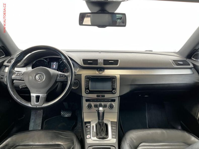 Volkswagen Passat - hlavní fotka