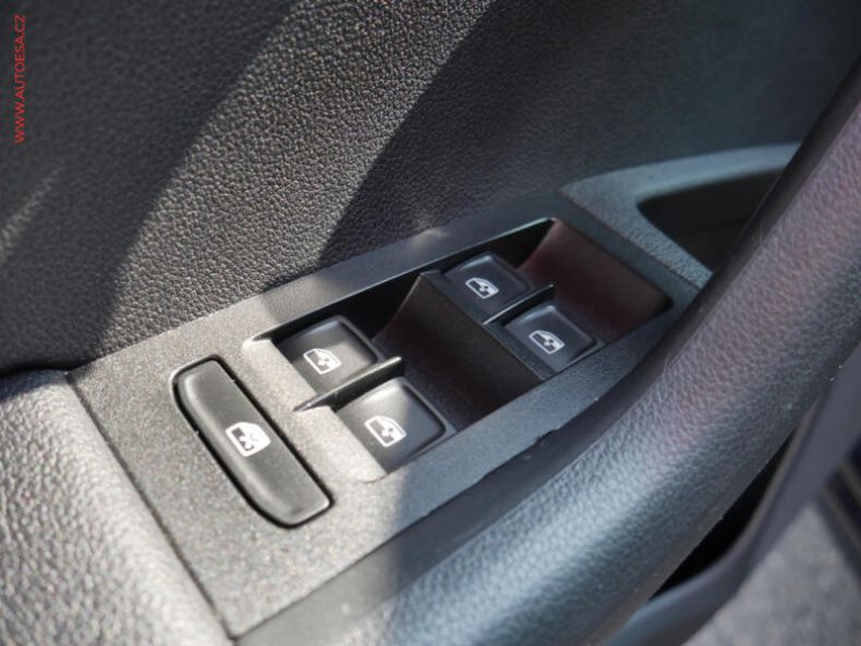 Škoda Octavia - hlavní fotka