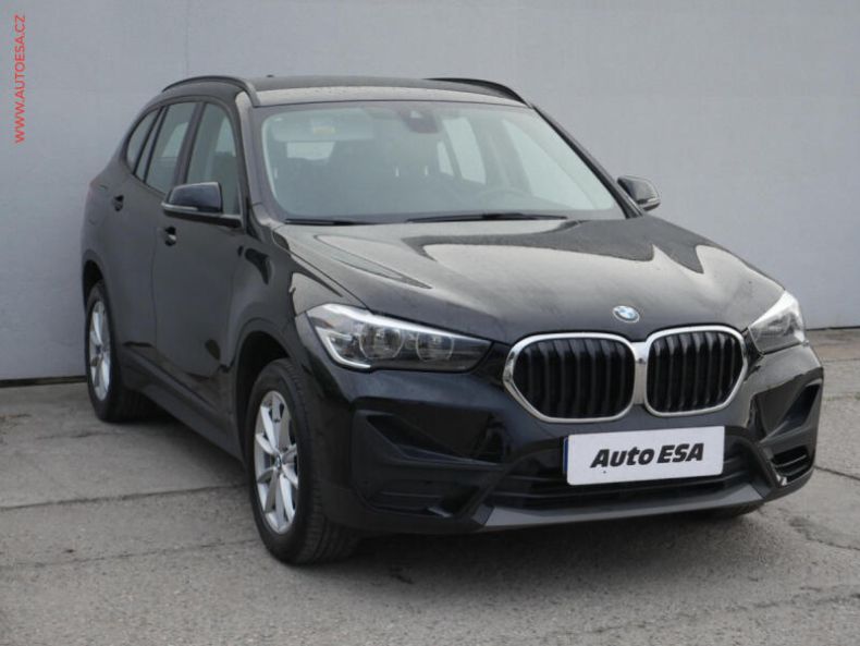 BMW X1 - hlavní foto