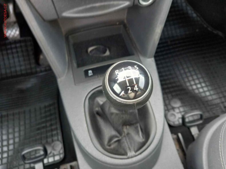 Volkswagen Caddy - hlavní fotka