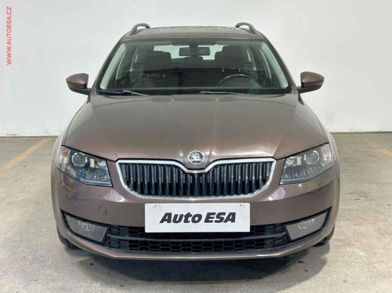 Škoda Octavia - hlavní fotka