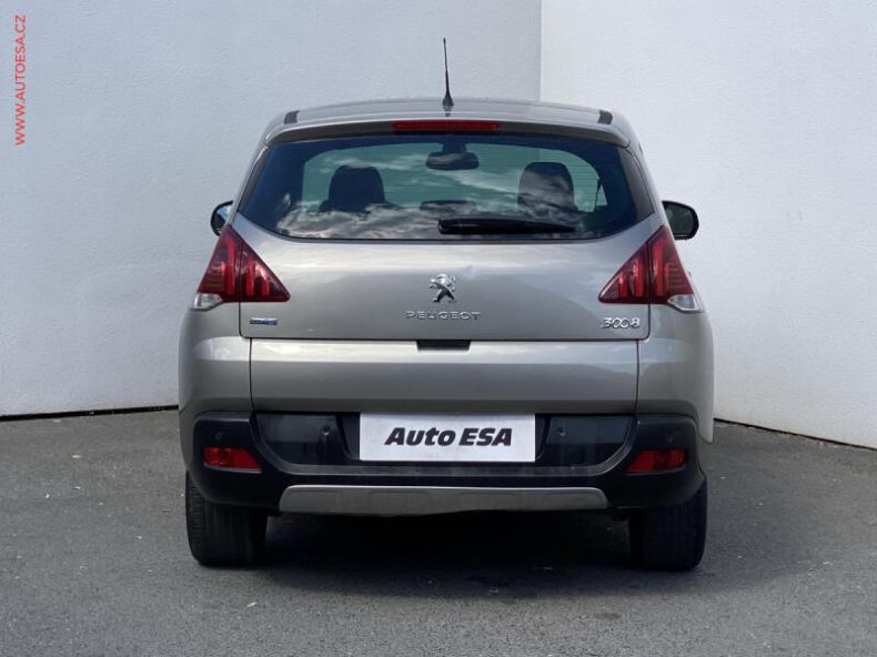 Peugeot 3008 - hlavní fotka
