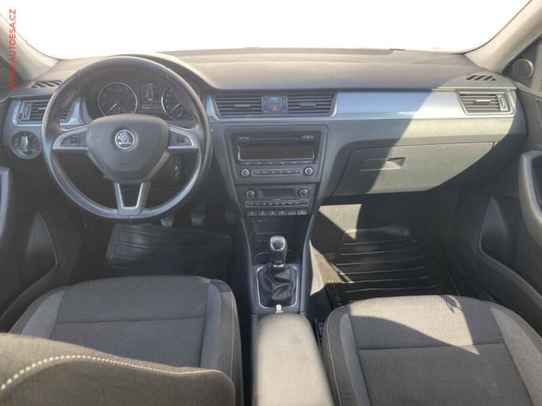 Škoda Rapid - hlavní fotka