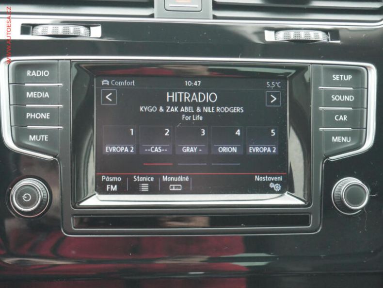 Volkswagen Golf - hlavní fotka