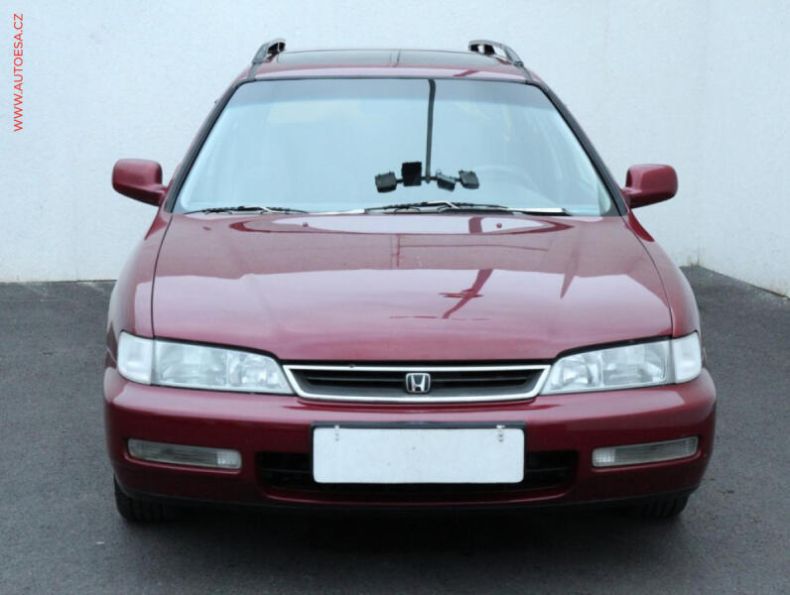 Honda Accord - hlavní fotka