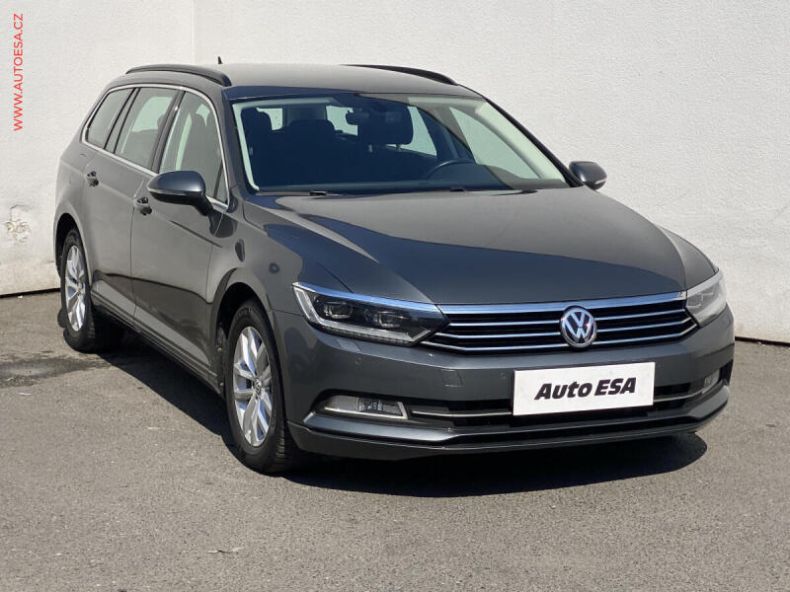 Volkswagen Passat - hlavní fotka inzerátu