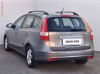 Hyundai i30 - fotka číslo 5