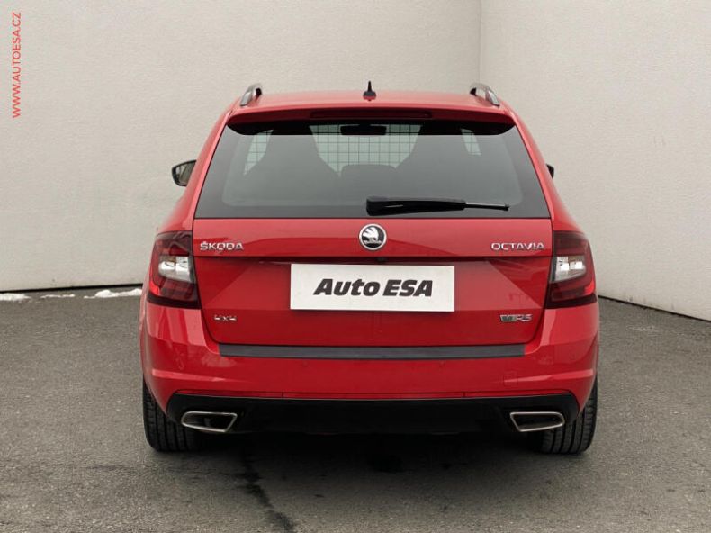 Škoda Octavia - hlavní fotka