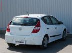 Hyundai i30 - fotka číslo 3