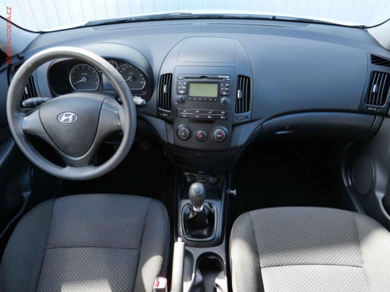 Hyundai i30 - hlavní fotka