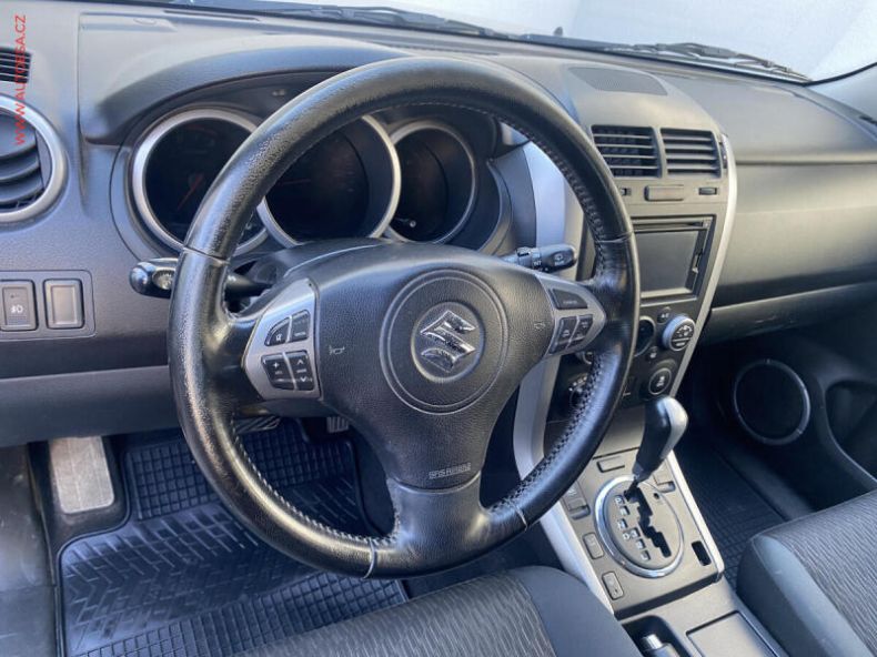 Suzuki Grand Vitara - hlavní fotka