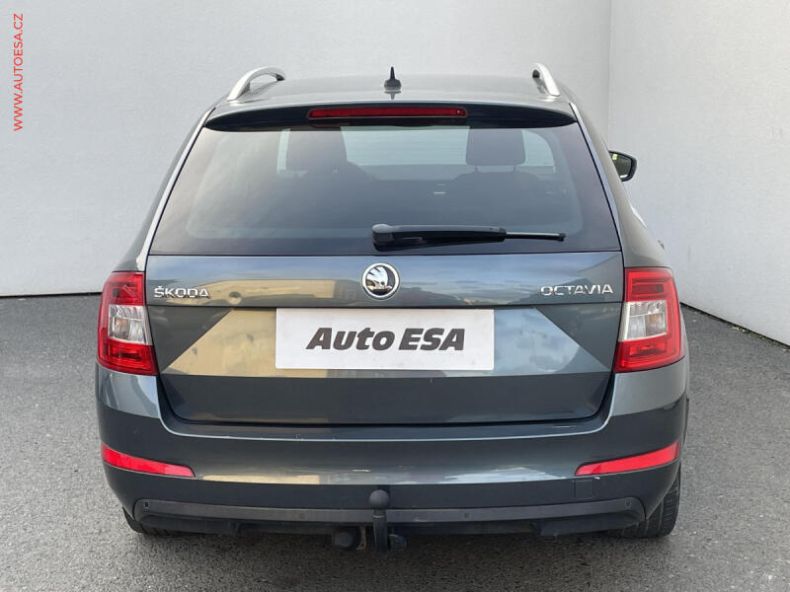 Škoda Octavia - hlavní fotka