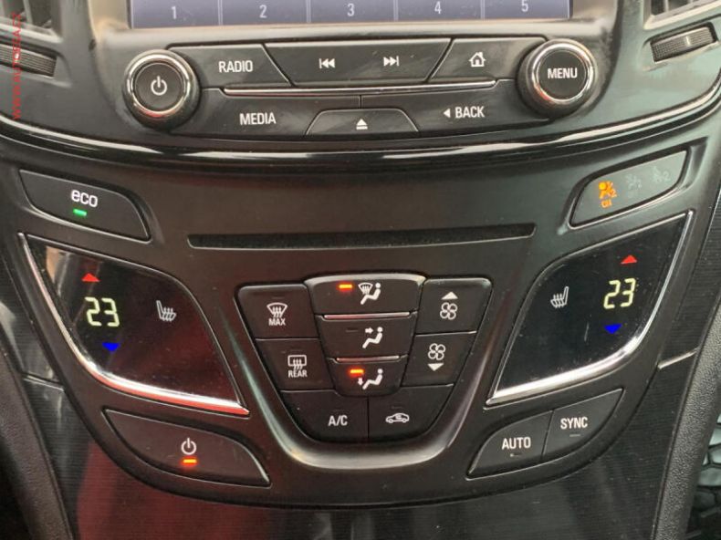 Opel Insignia - hlavní fotka