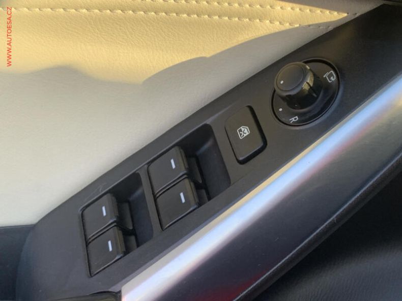 Mazda 6 - hlavní fotka