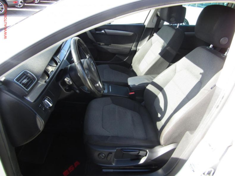 Volkswagen Passat - hlavní fotka