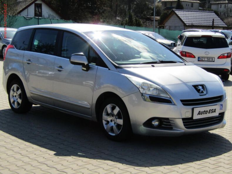 Peugeot 5008 - hlavní foto