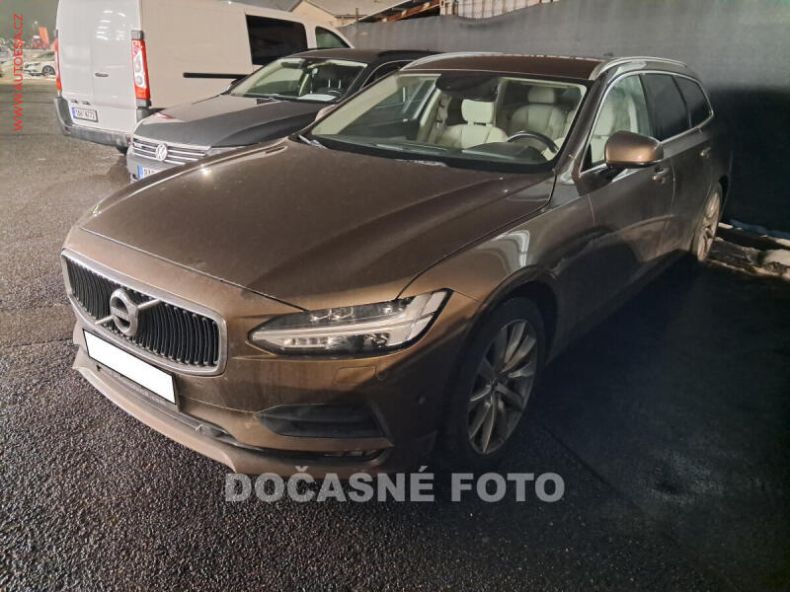 Volvo V90 - hlavní foto