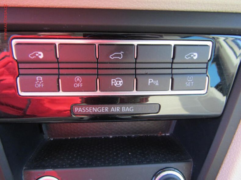 Volkswagen Sharan - hlavní fotka