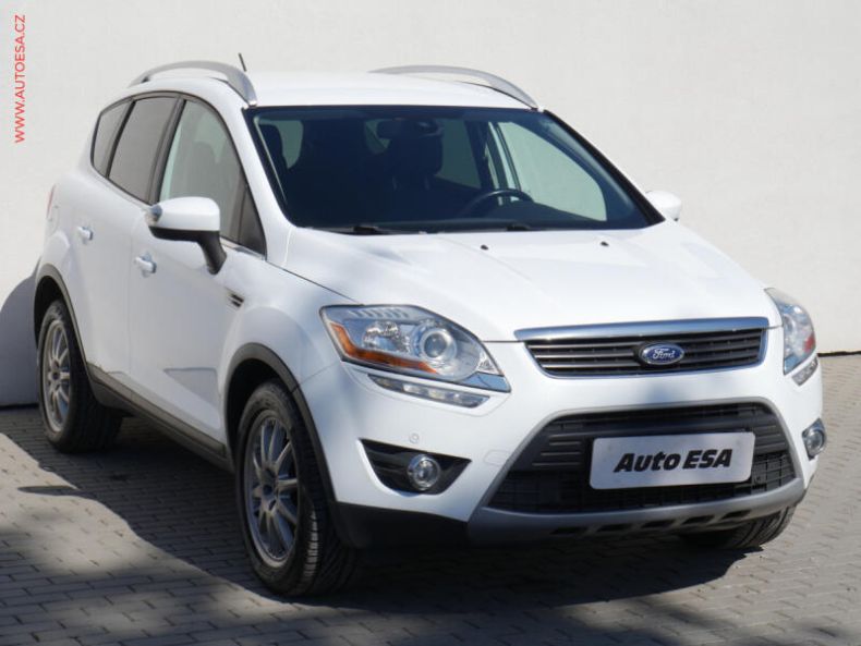 Ford Kuga - hlavní foto