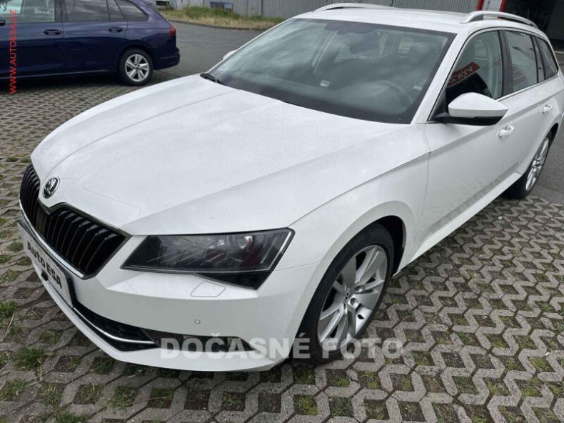 Škoda Superb - hlavní fotka