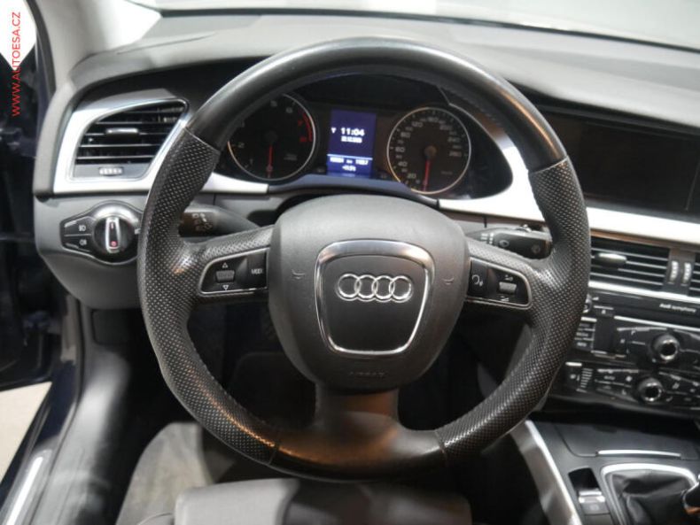 Audi A4 - hlavní fotka
