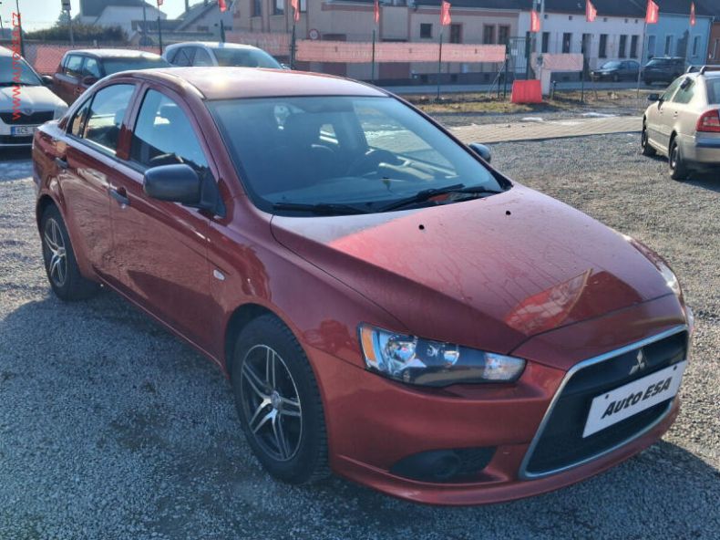 Mitsubishi Lancer - hlavní fotka inzerátu