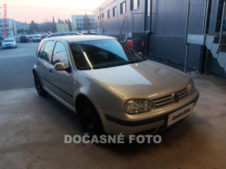 Volkswagen Golf - hlavní fotka inzerátu