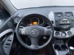 Toyota RAV 4 - fotka číslo 10