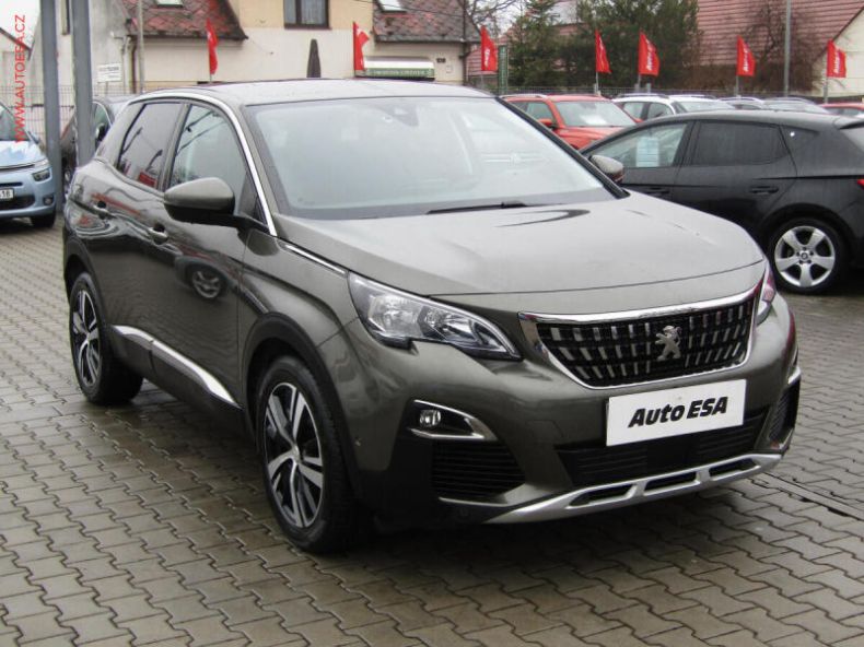 Peugeot 3008 - hlavní foto