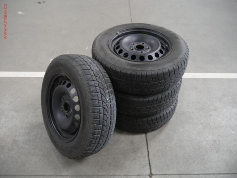 Škoda Octavia - hlavní fotka