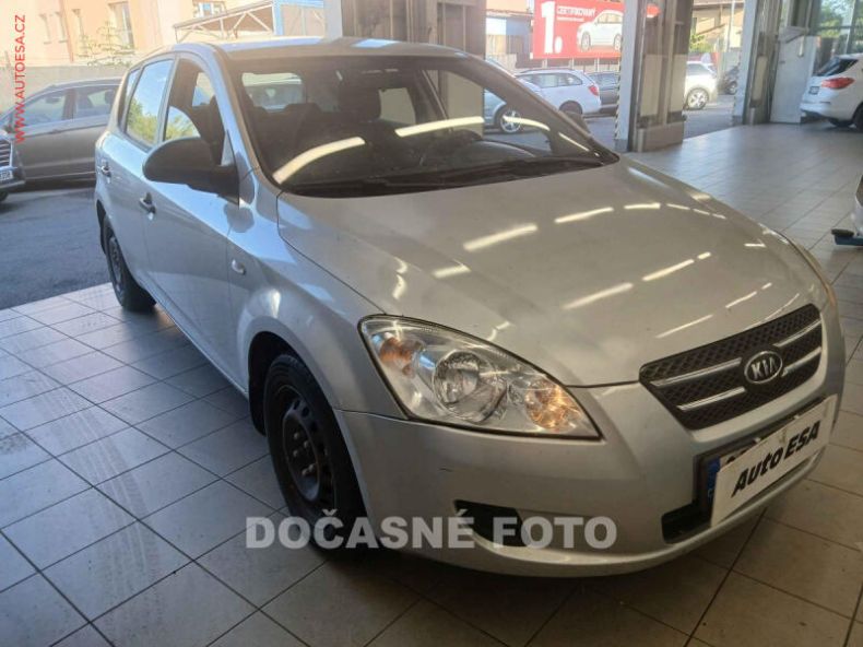 Kia Cee'd - hlavní foto