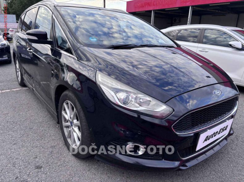 Ford S-MAX - hlavní fotka inzerátu