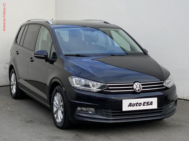 Volkswagen Touran - hlavní foto