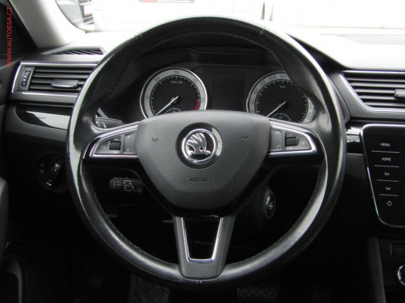 Škoda Superb - hlavní fotka