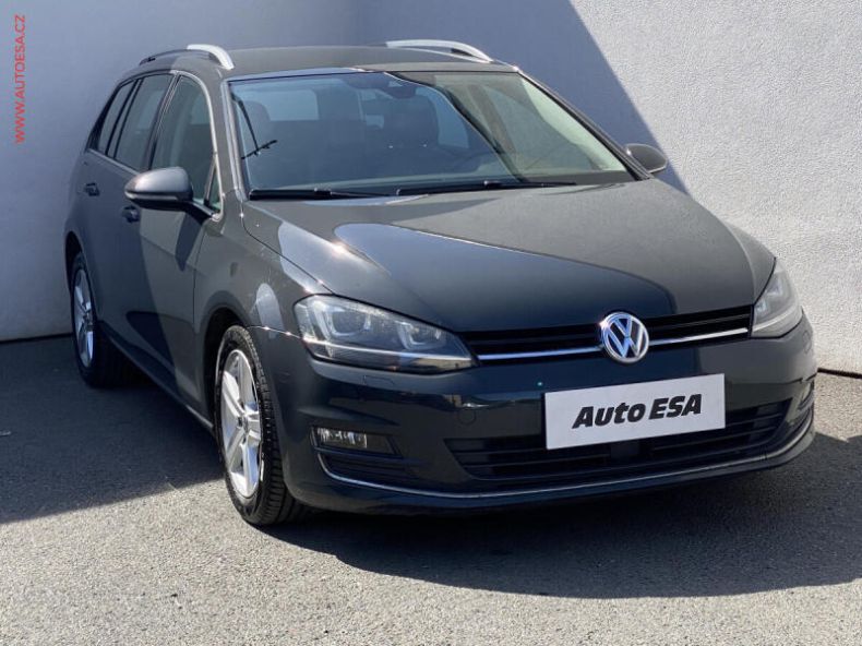 Volkswagen Golf - hlavní foto