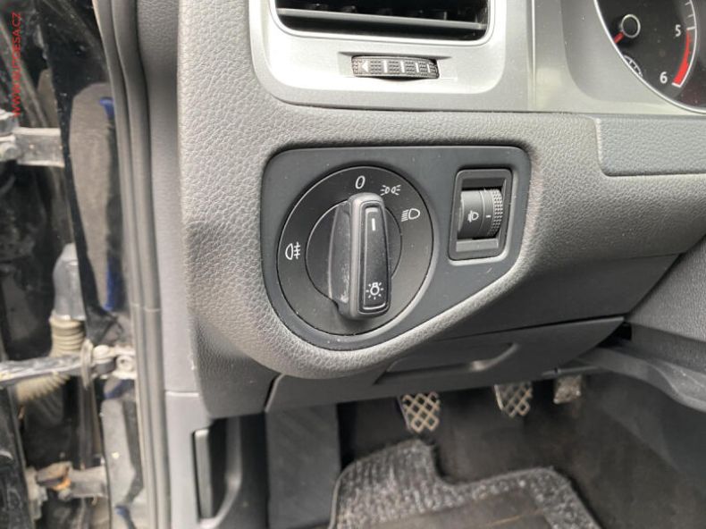 Volkswagen Golf - hlavní fotka