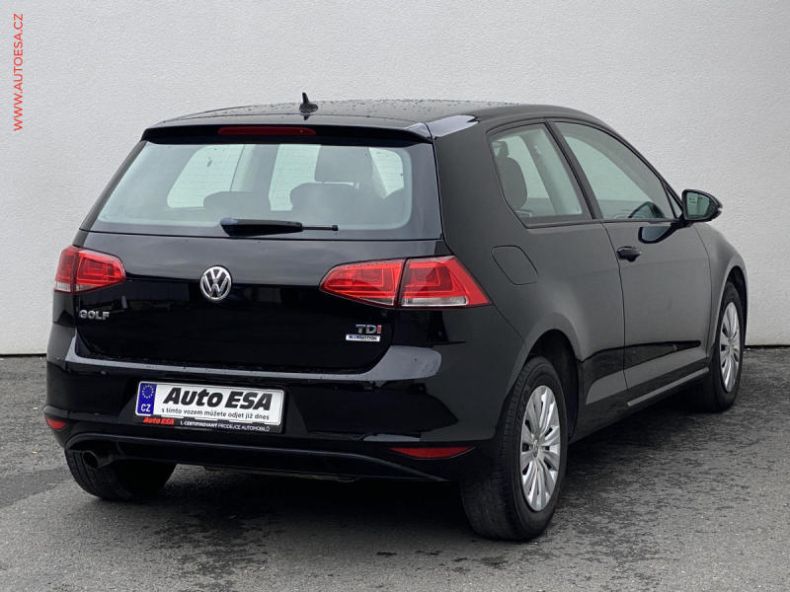 Volkswagen Golf - hlavní fotka