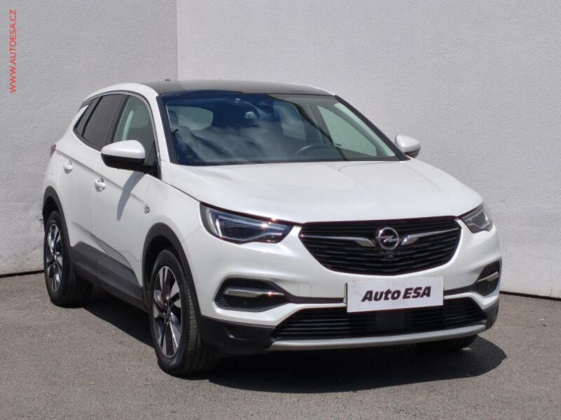 Opel Grandland X - hlavní fotka