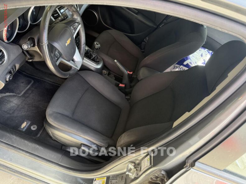 Chevrolet Cruze - hlavní fotka