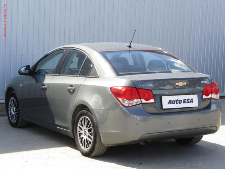 Chevrolet Cruze - hlavní fotka