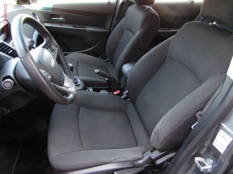 Chevrolet Cruze - hlavní fotka