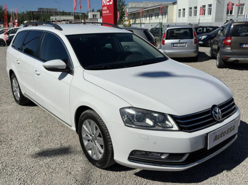 Volkswagen Passat - hlavní foto