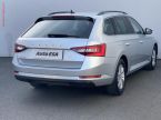 Škoda Superb - fotka číslo 3