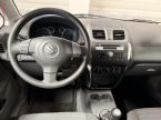 Suzuki SX4 - fotka číslo 12