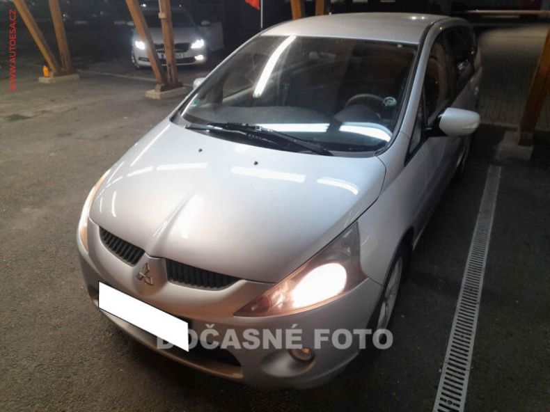Mitsubishi Grandis - hlavní foto