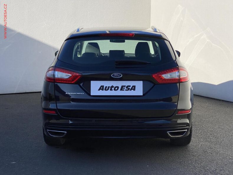 Ford Mondeo - hlavní fotka