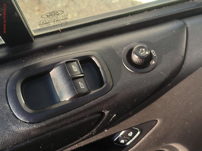 Ford Transit - hlavní fotka