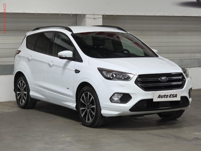 Ford Kuga - hlavní foto