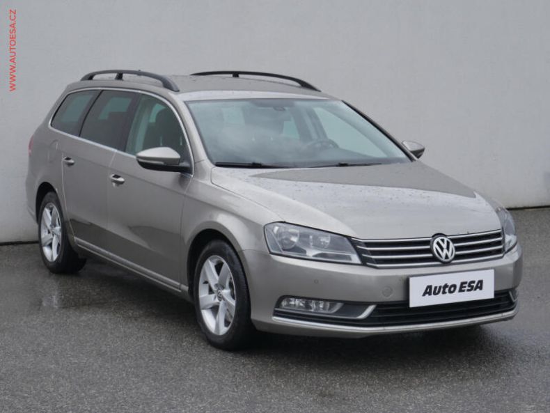 Volkswagen Passat - hlavní foto