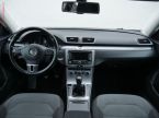 Volkswagen Passat - fotka číslo 7